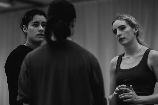 b9037280-a046-41e5-ae7c-aa42bd949392 b9037280-a046-41e5-ae7c-aa42bd949392